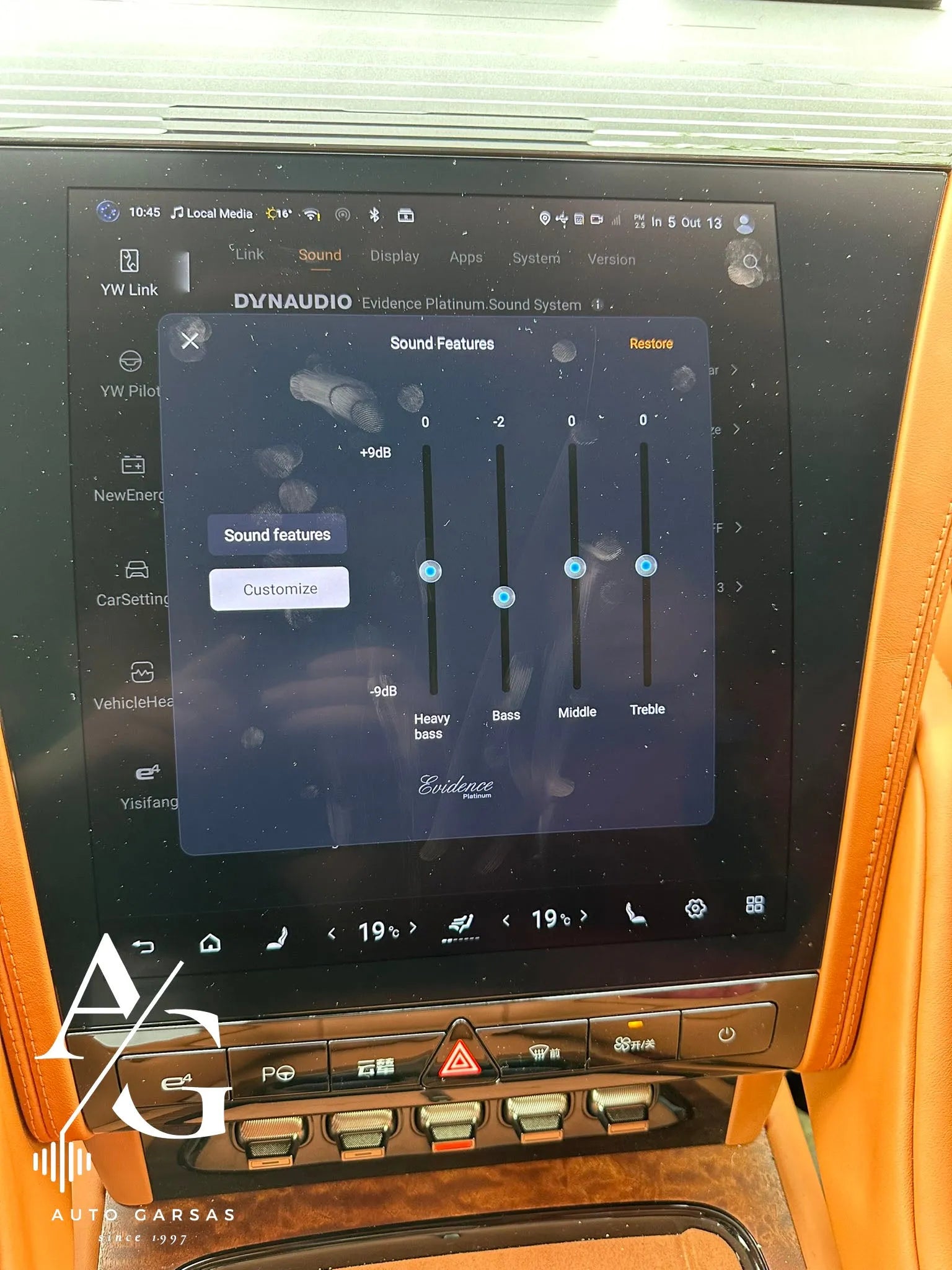 2025 YangWang U8, Dolby Atmos sistema su Dynaudio automobilyje