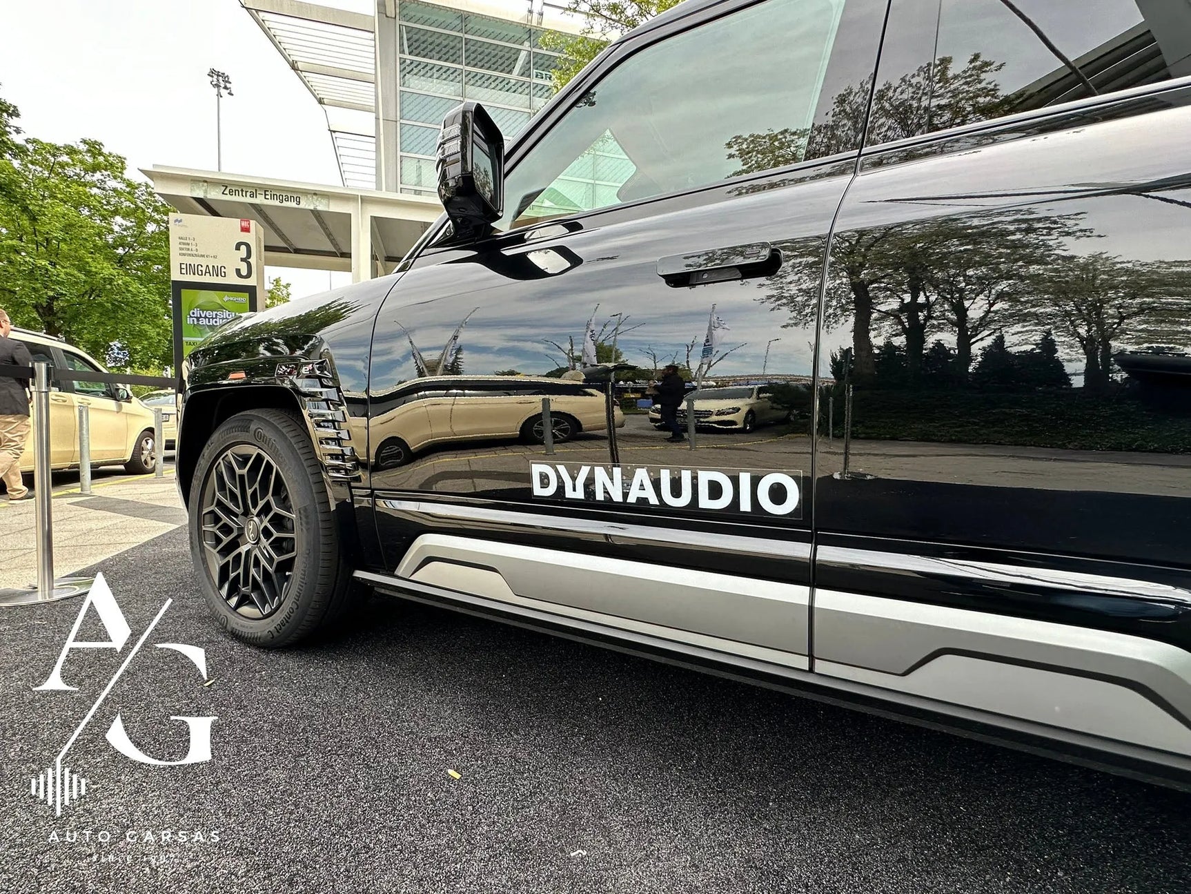 2025 YangWang U8, Dolby Atmos sistema su Dynaudio automobilyje
