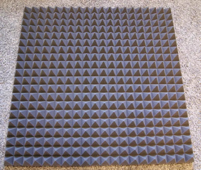 Akustinis porolonas "Piramidės" garso izoliacijai 1x1m