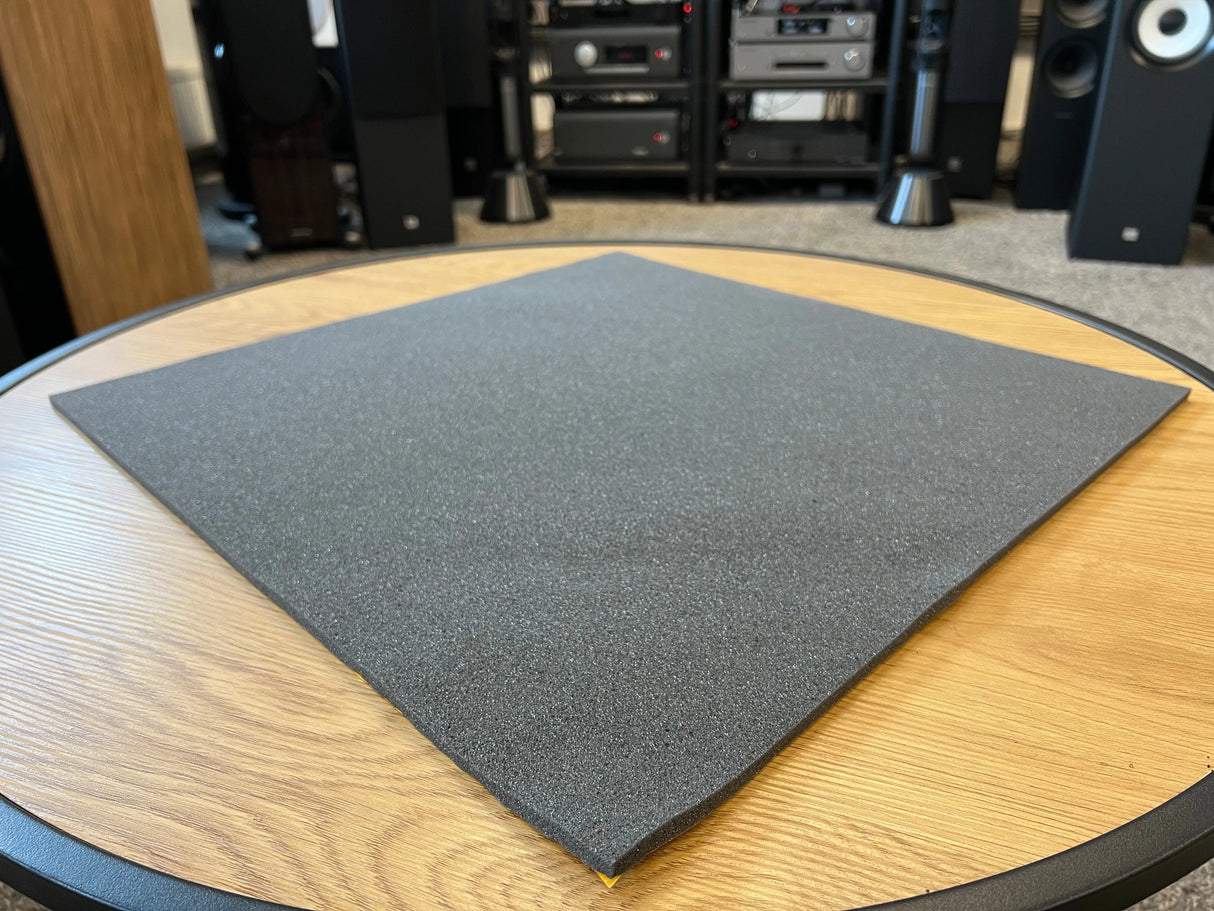 Autoshim 7 garsą sugerianti medžiaga, su savaime prilimpančiu sluoksniu