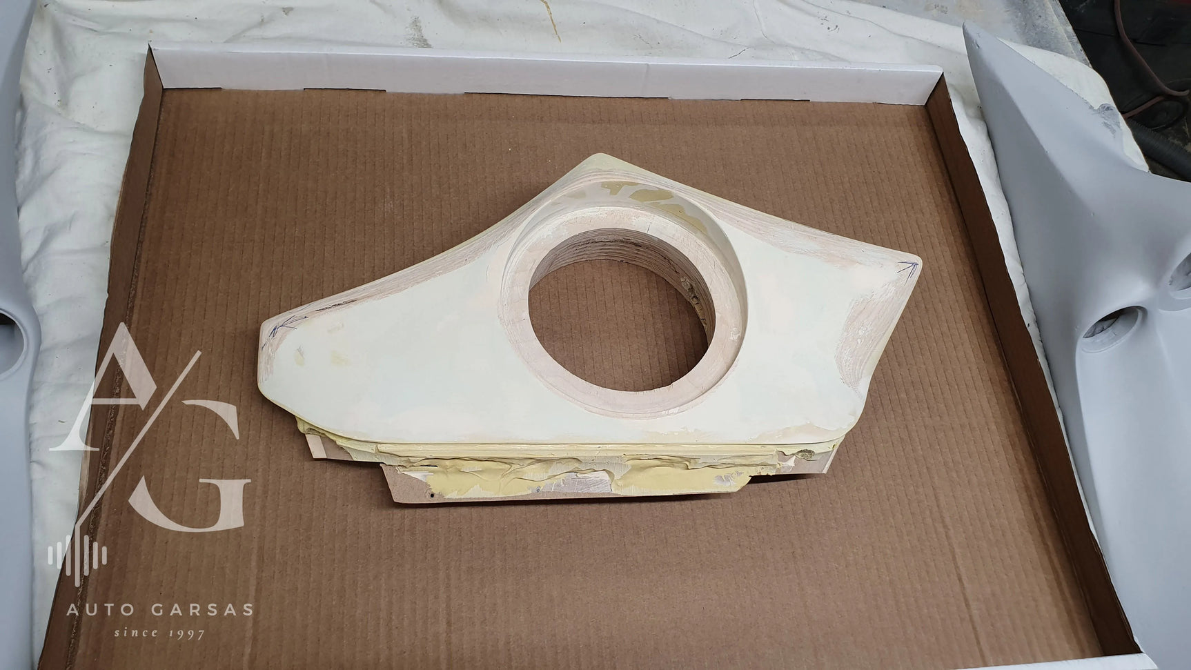 BMW X5, garso aparatūra ir garso izoliacija