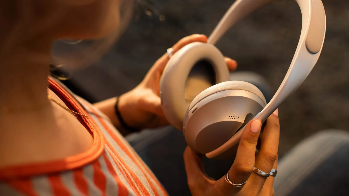 Bose 700, Over-Ear belaidės ausinės su triukšmo slopinimo funkcija