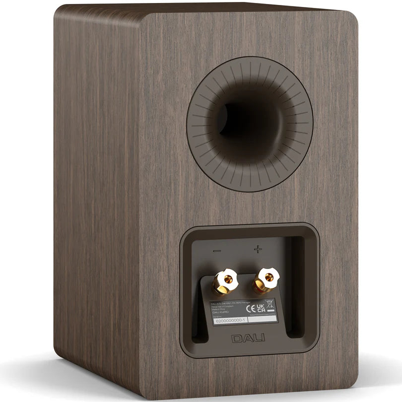 Dali KUPID, kompaktiškos 2- jų juostų Hi-Fi lentyninės garso kolonėlės