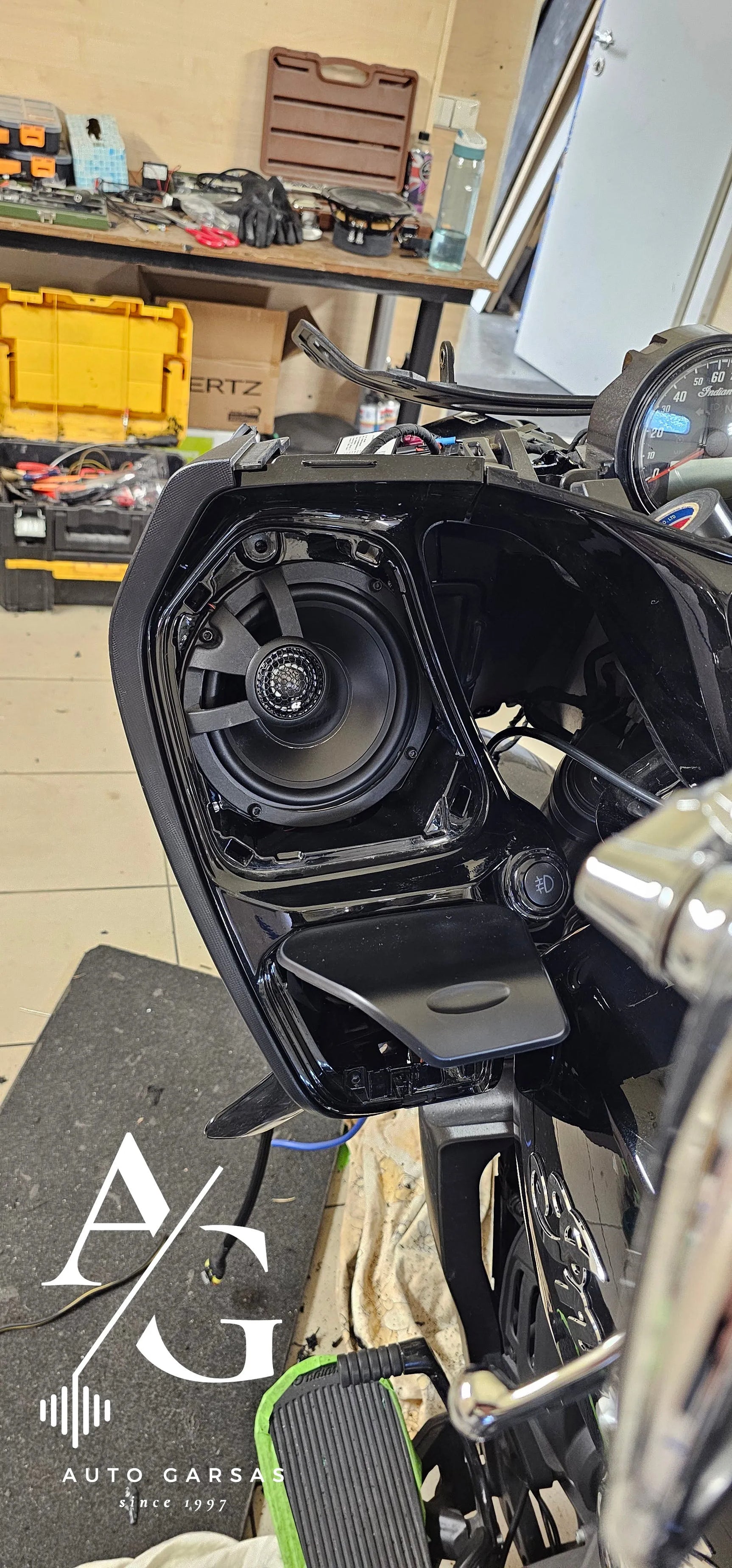 Indian motociklas, garso aparatūra 2025m