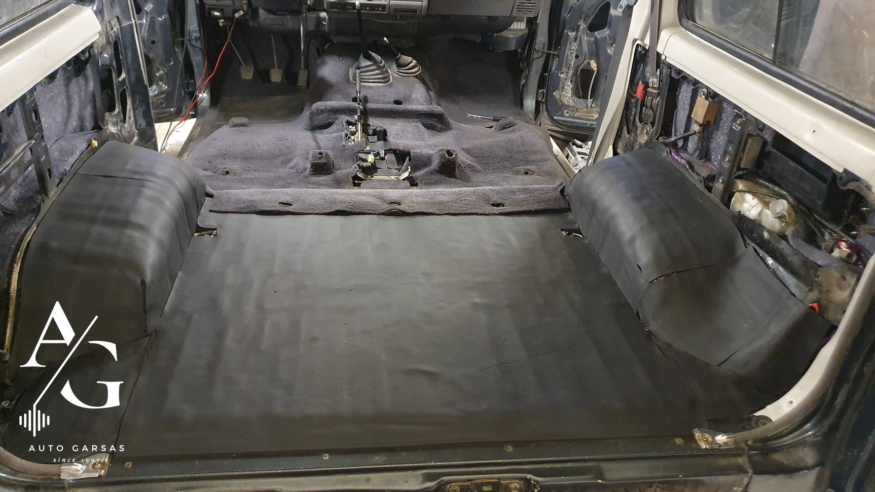 Land Rover Defender, garso izoliacija