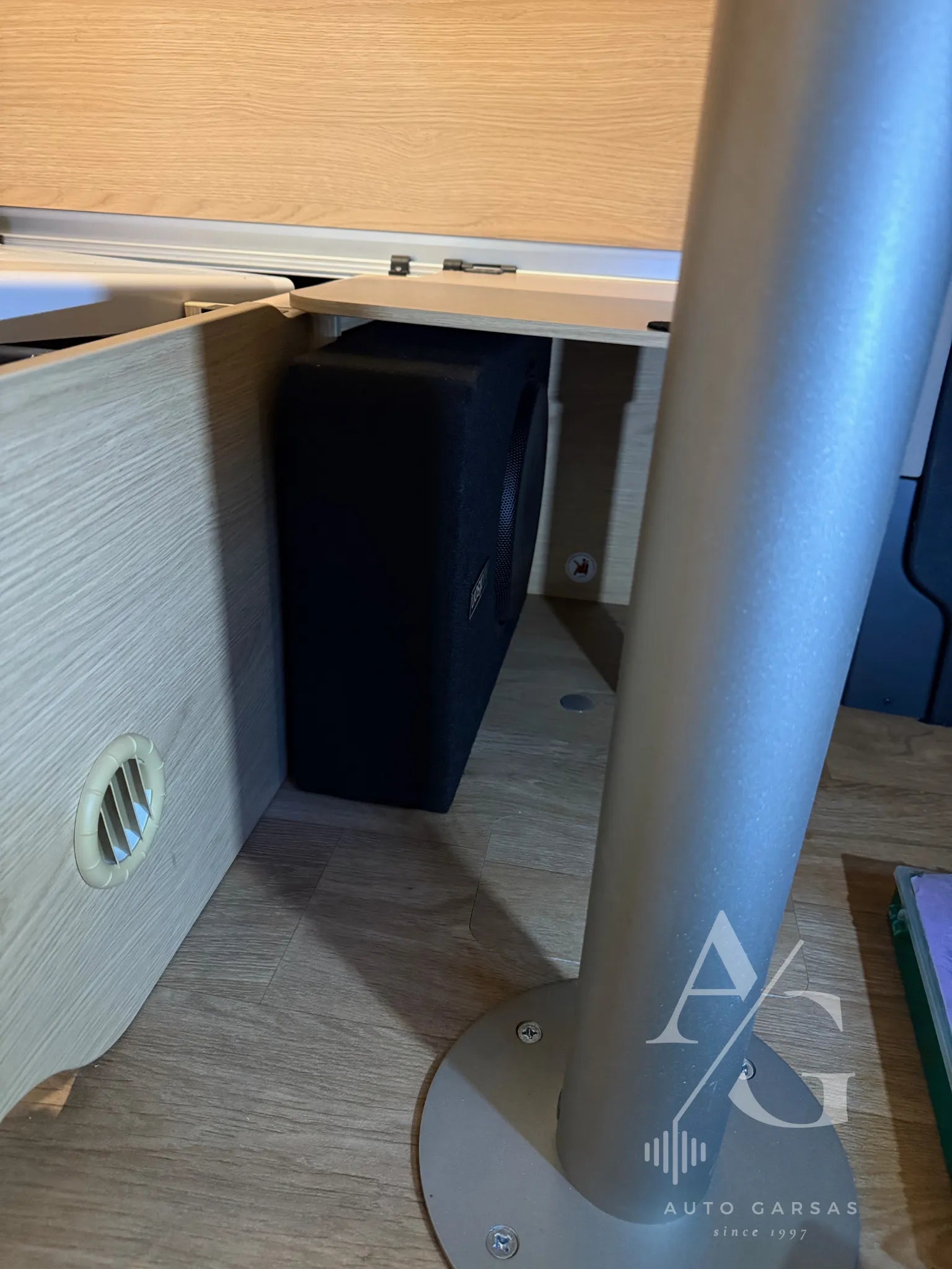 MB Sprinter Kemperis, garso aparatūra, RGB apšvietimas 2025m