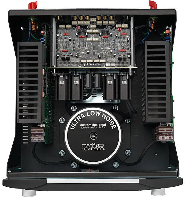 Mark Levinson Nº 585, Integruotas stiprintuvas