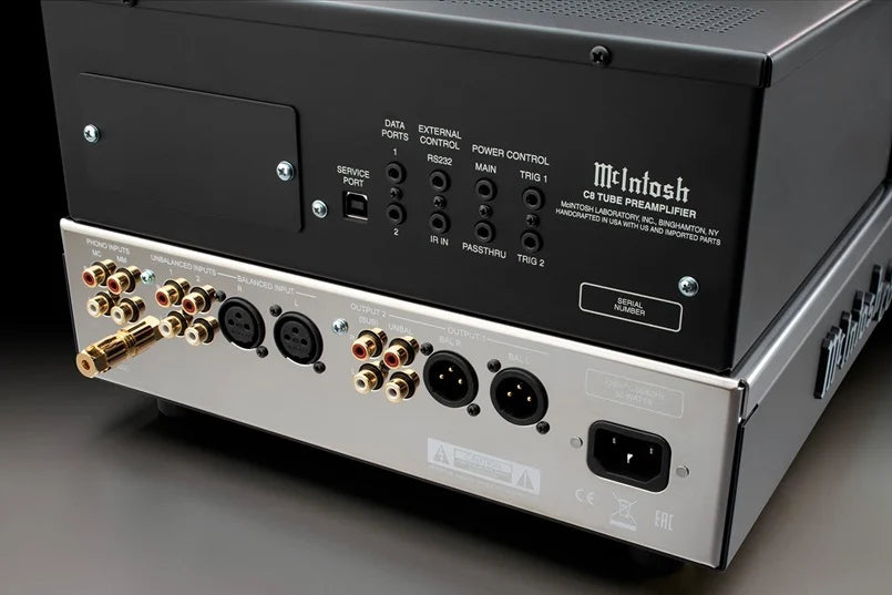 McIntosh C8, 2-jų kanalų lempinis pradinis stiprintuvas