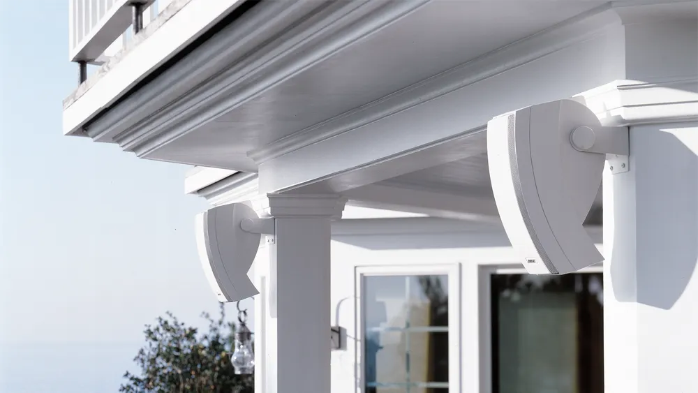 Montuojamos garso kolonėlės laukui BOSE 251, 100W atsparios drėgmei