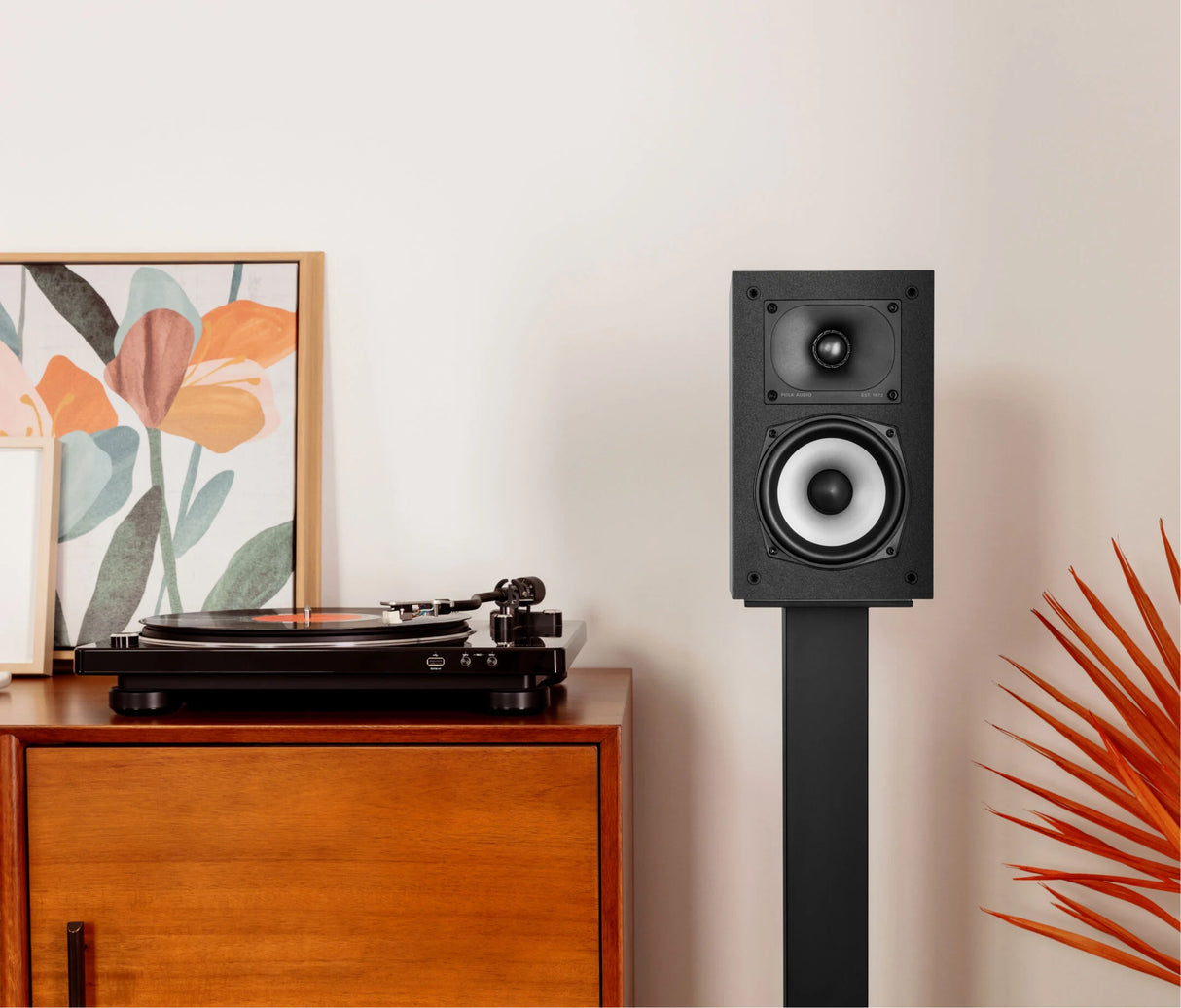 Polk Audio Monitor XT15, lentyninė garso kolonėlė