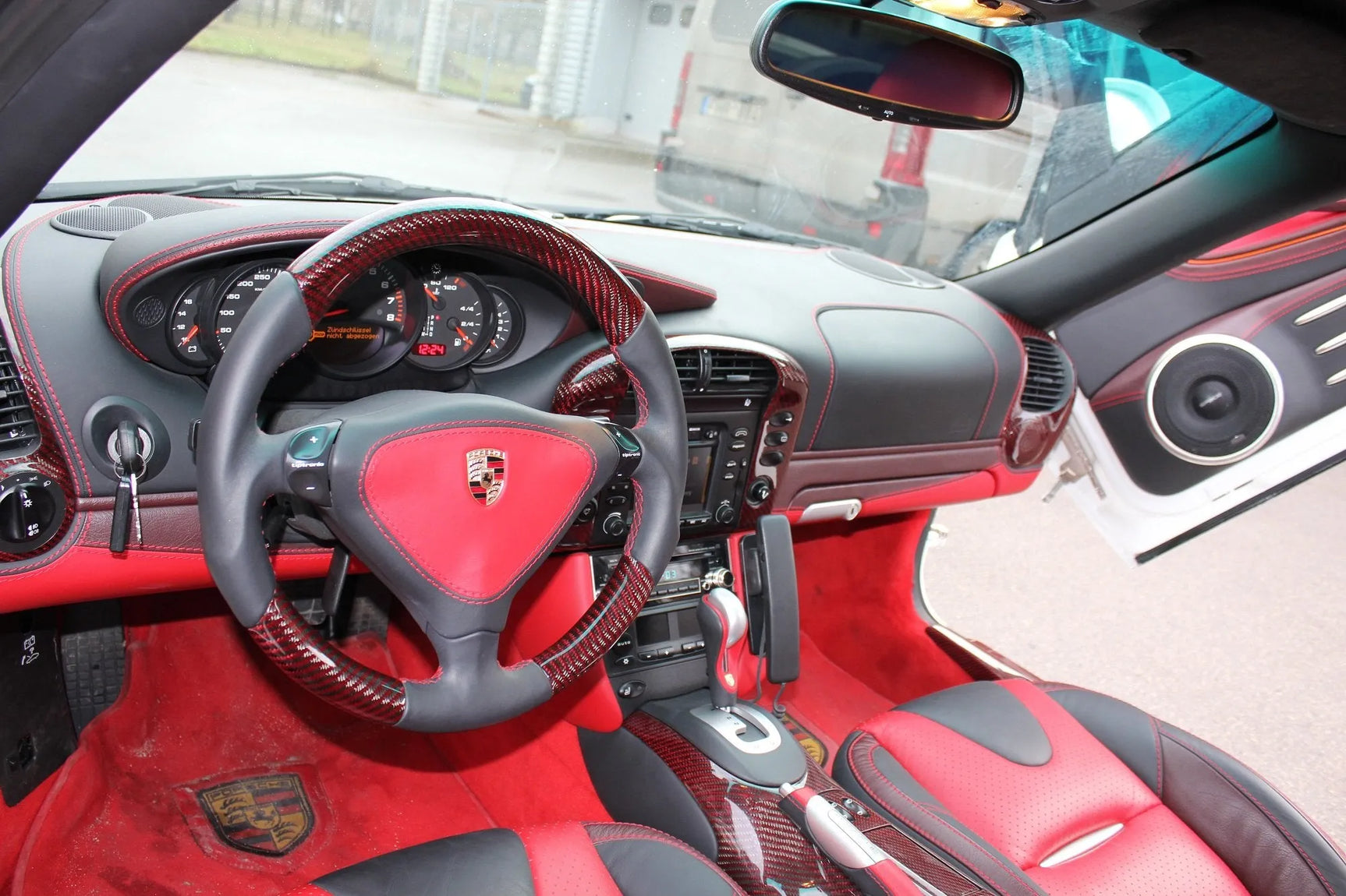 Porsche 911 garso aparatūra