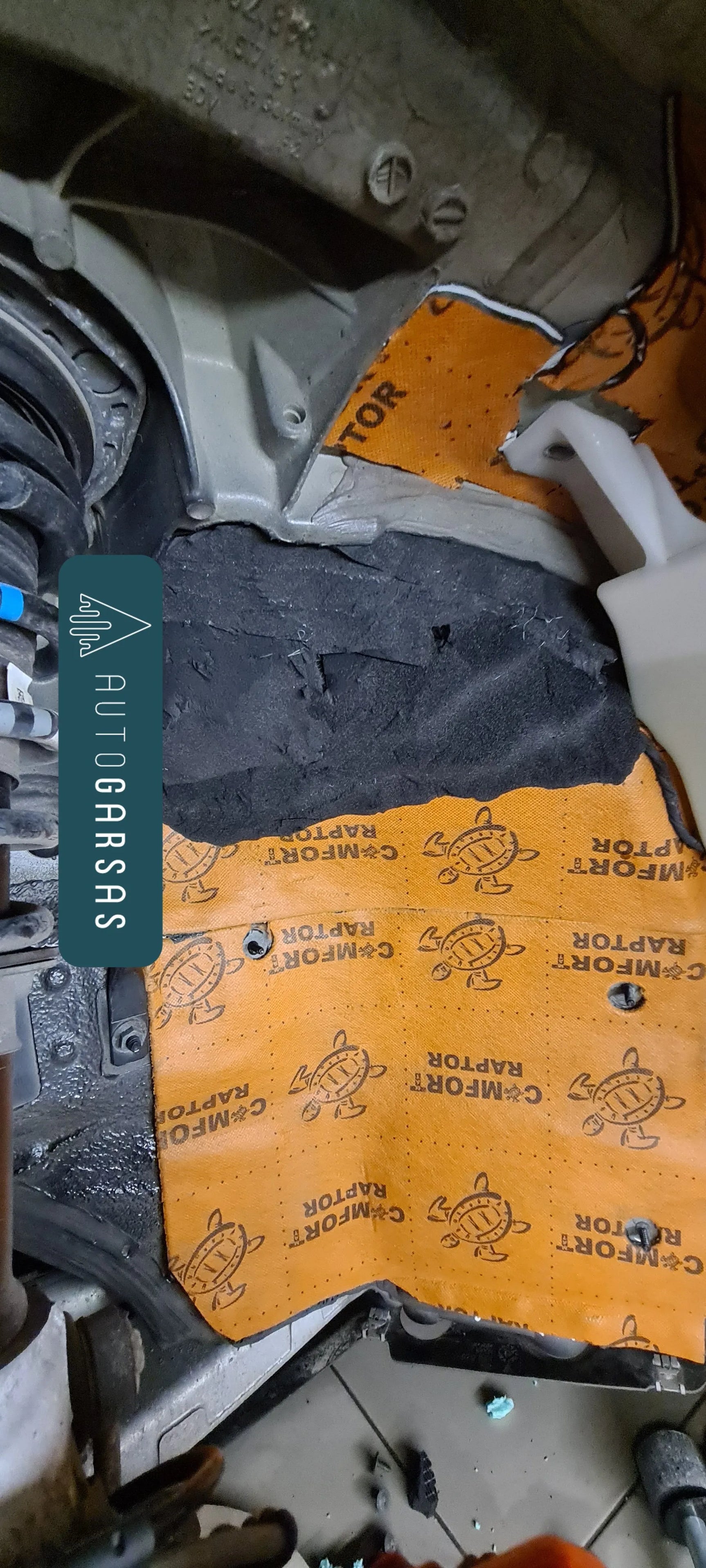 Porsche Carrera 911 - Pilna automobilio garso izoliacija 2024m