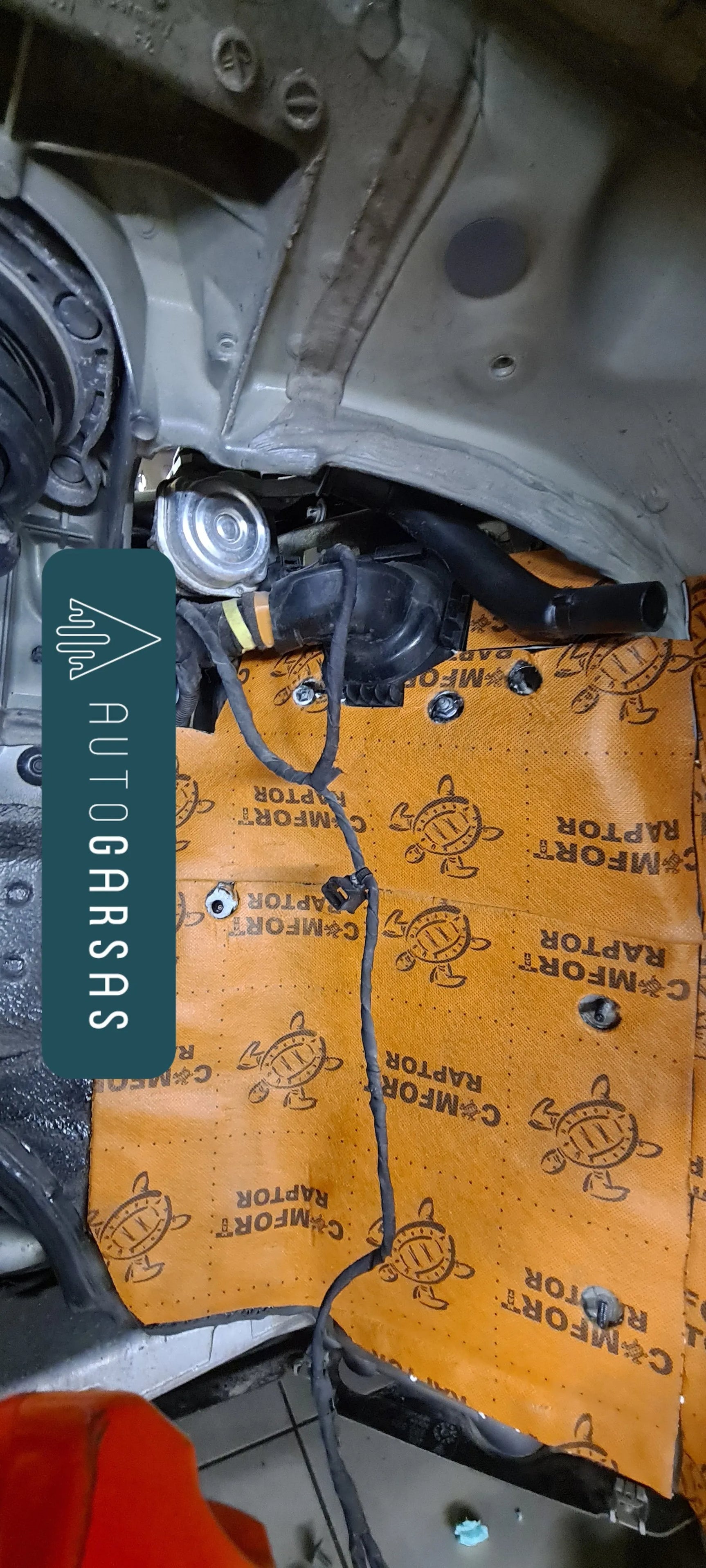 Porsche Carrera 911 - Pilna automobilio garso izoliacija 2024m