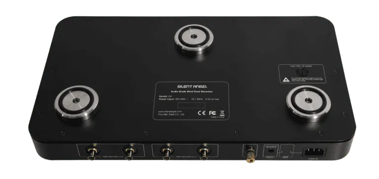 Silent Angel Genesis GX, taktinis dažnio generatorius, („Word Clock“)