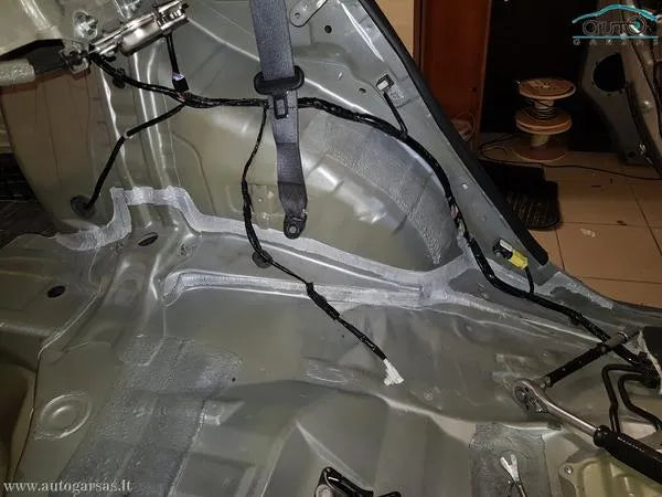 Subaru Legacy garso vibro izoliacijos įrengimas