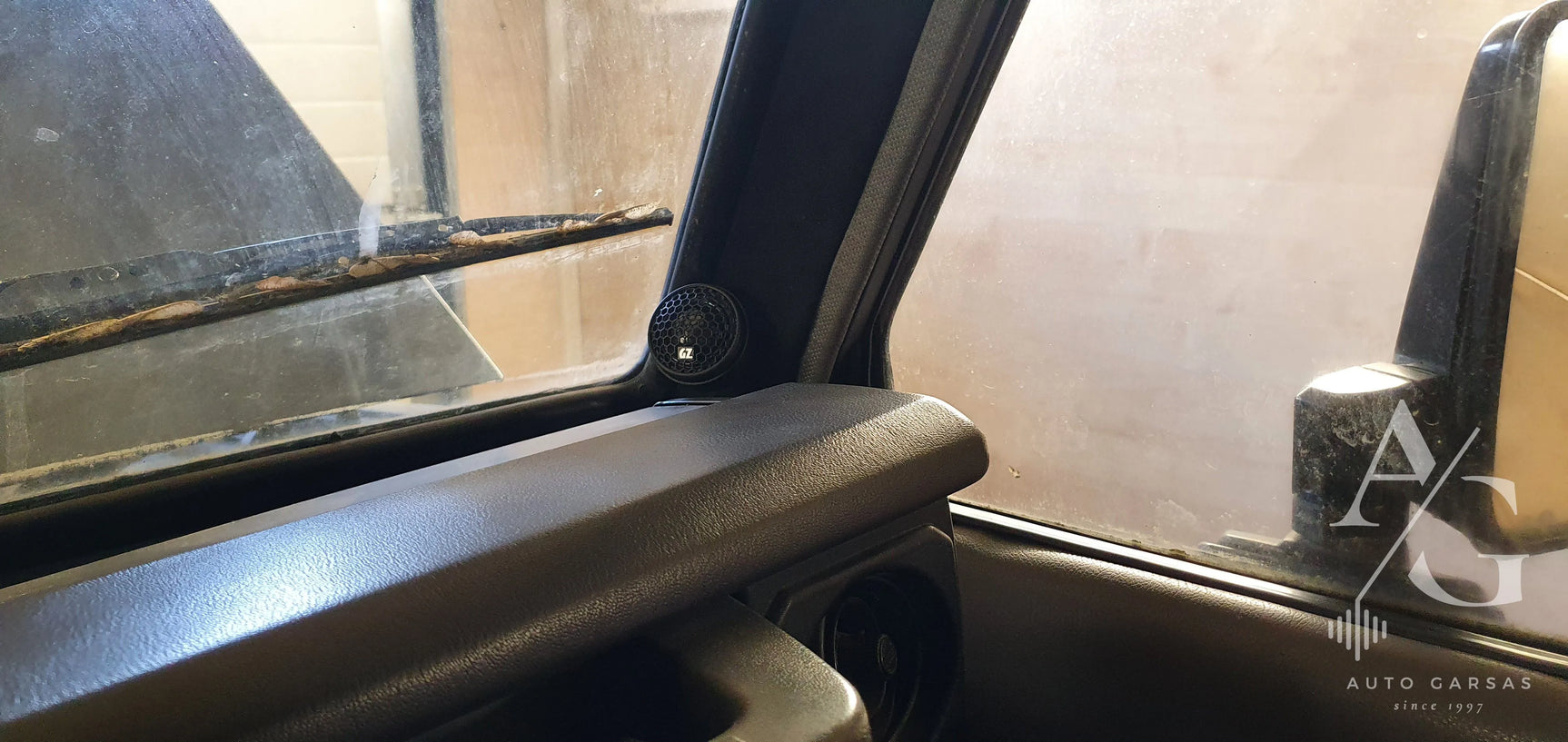 Toyota Land Cruiser, garso aparatūra, subvuferio gamyba