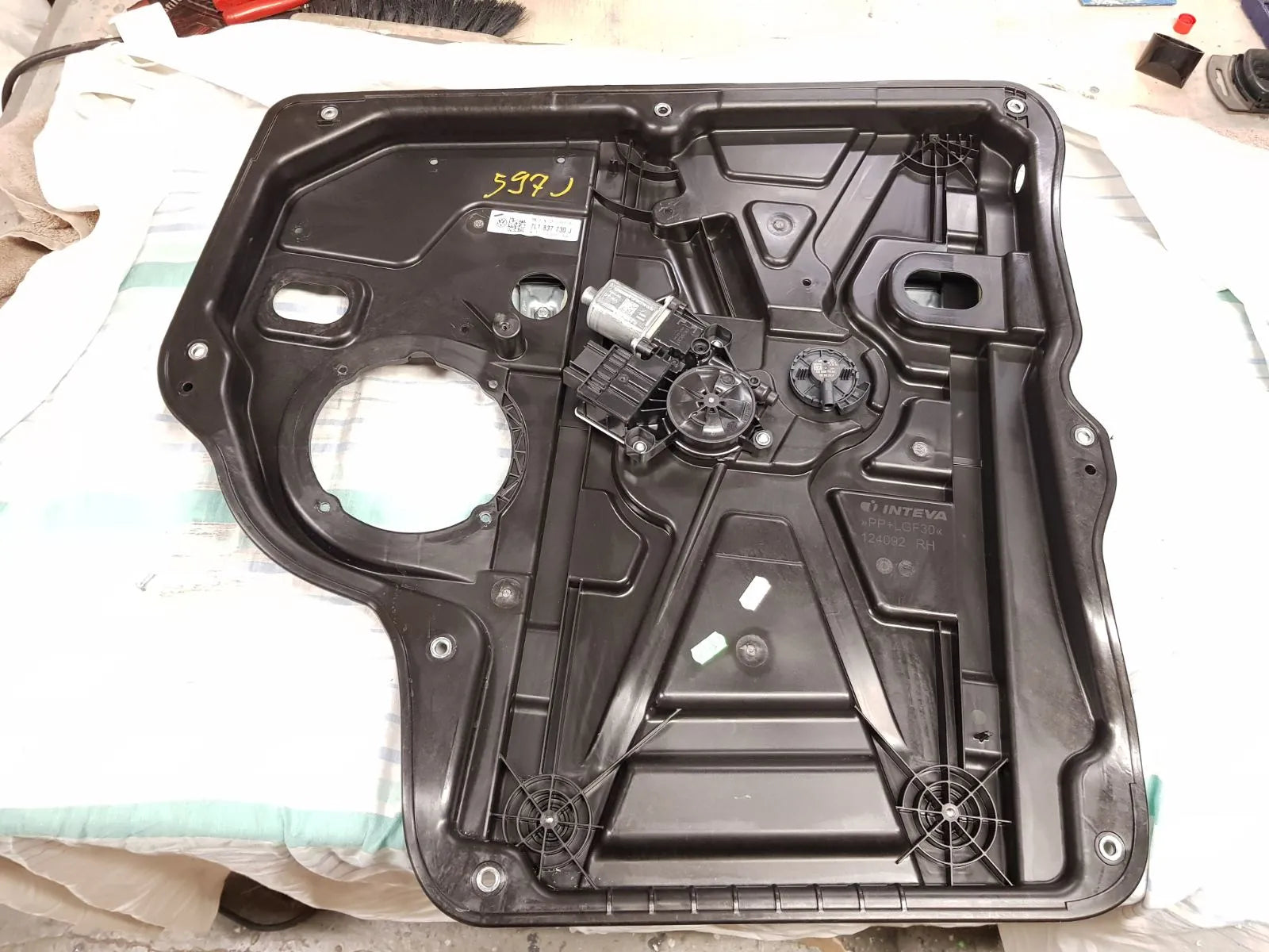 VW Multivan 2020 Garso sistema ir pilna garso izoliacija