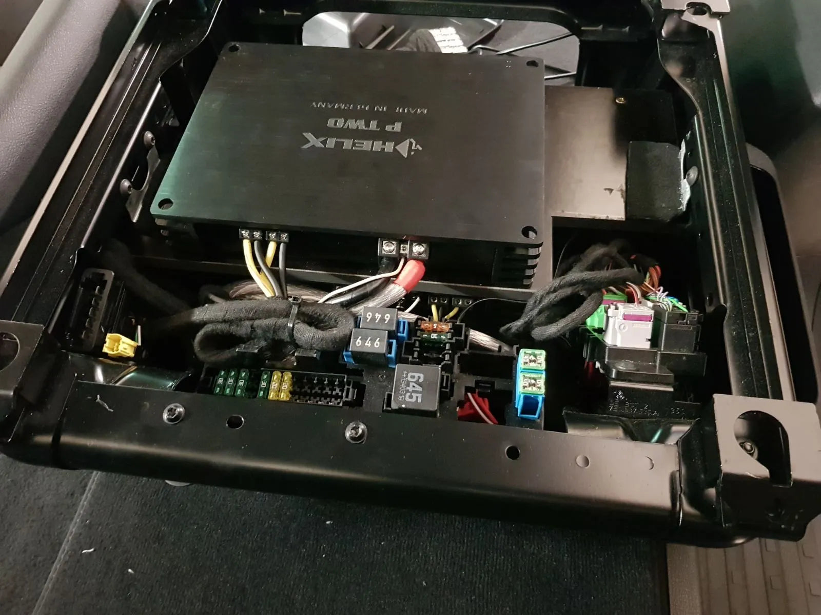 VW Multivan 2020 Garso sistema ir pilna garso izoliacija