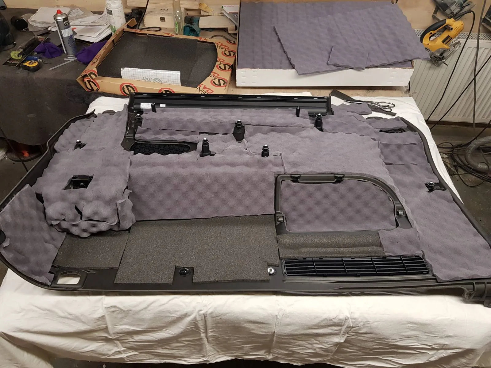 VW Multivan 2020 Garso sistema ir pilna garso izoliacija