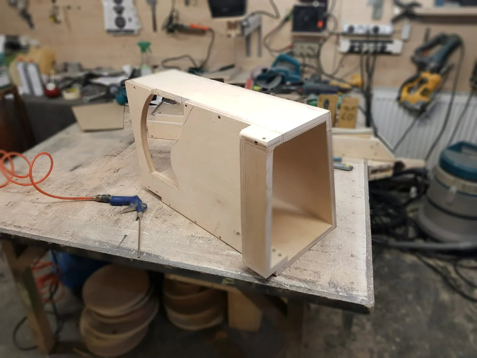 VW Multivan 2020 Garso sistema ir pilna garso izoliacija