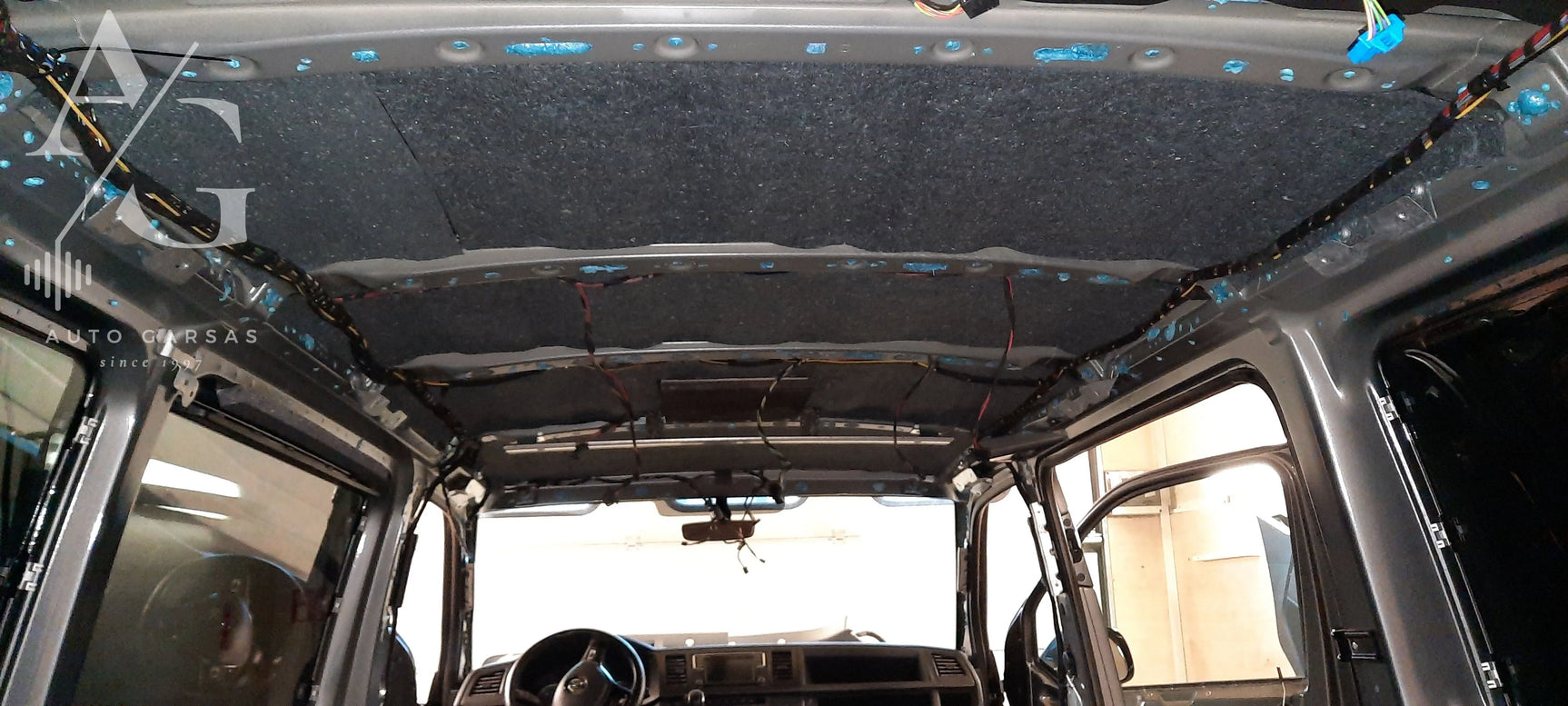 VW Multivan 2022 Garso sistema ir pilna garso izoliacija