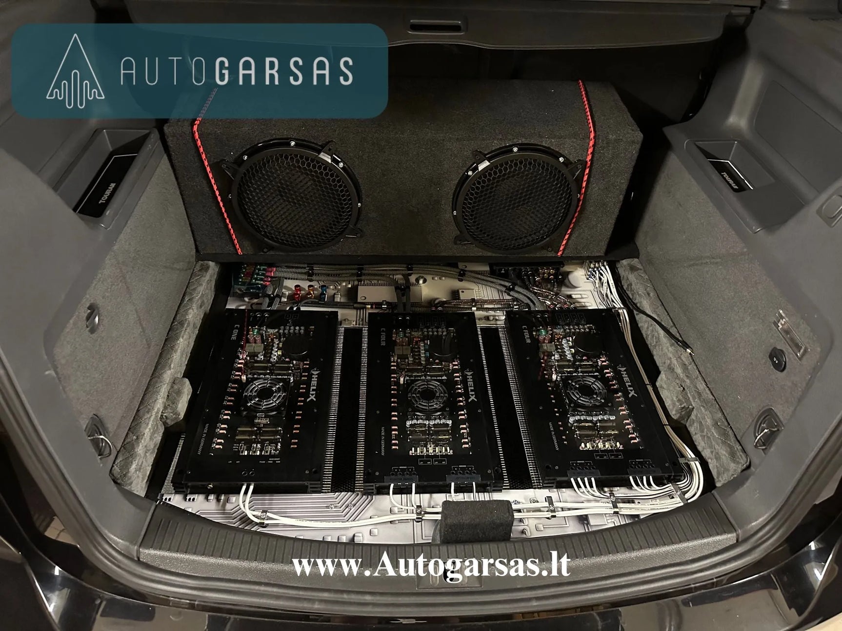 WV Tauran 2012m Garso aparatūra