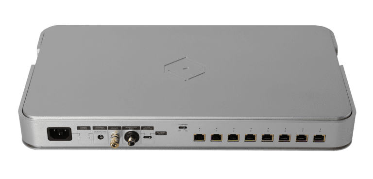 Silent Angel Bonn NX, tinklo komutatorius