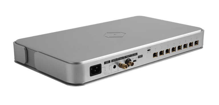 Silent Angel Bonn NX, tinklo komutatorius