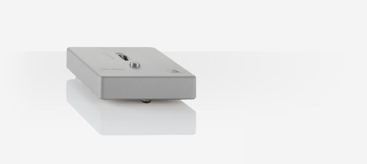 Clearaudio nano phono headphone V2, phono korektorius su ausinių išėjimu