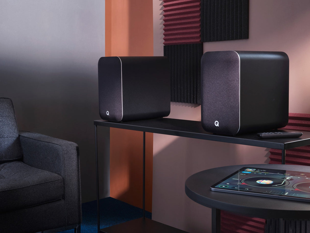 Q Acoustics M20 HD, belaidės aktyvios garso kolonėlės