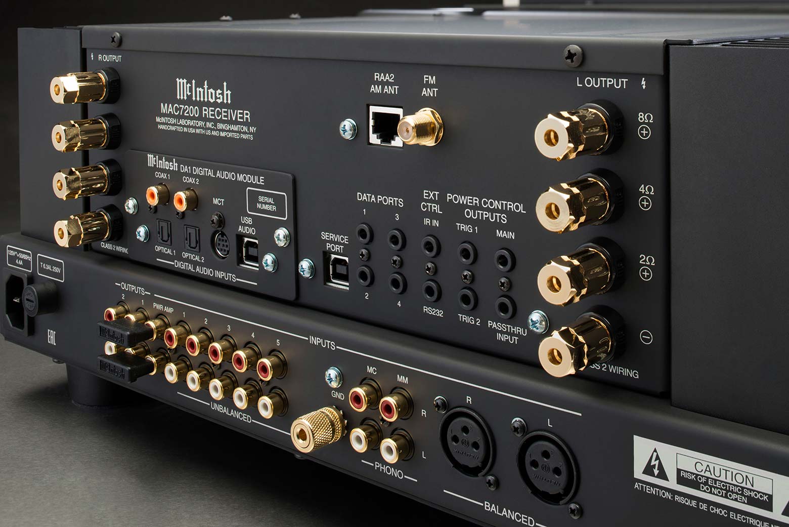 McIntosh MAC7200, 2-jų kanalų stiprintuvas su AM/FM radijo imtuvu