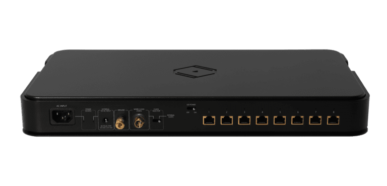 Silent Angel Bonn NX, tinklo komutatorius