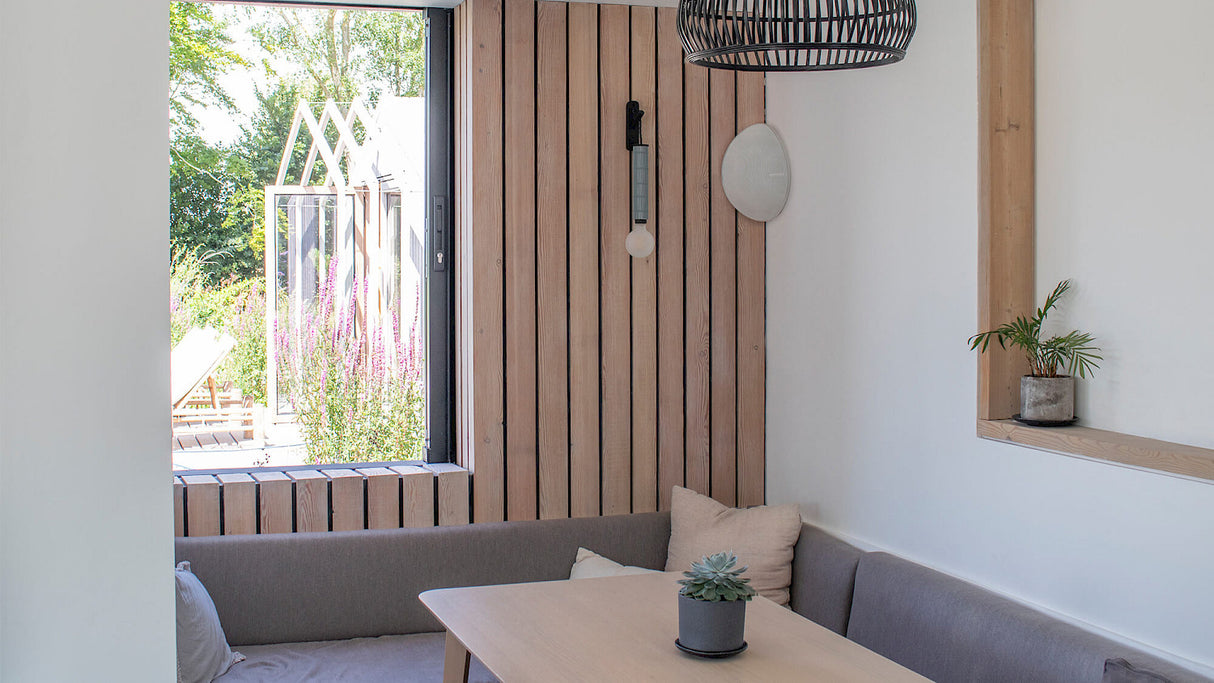 Monitor Audio Vecta V240, 100W Montuojama garso kolonėlė laukui/vidui