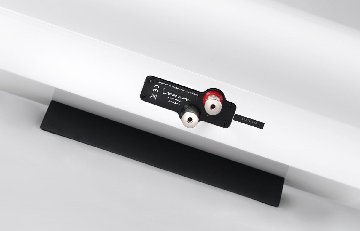 Lentyninė garso kolonėlė Sonus Faber VENERE CENTER, 2-jų juostų Kolonėlės Sonus Faber AUTOGARSAS.LT