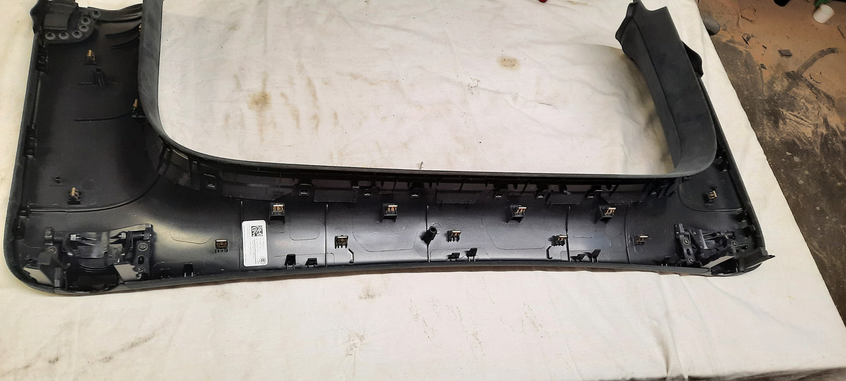 Tesla Model X Pilna garso izoliacija