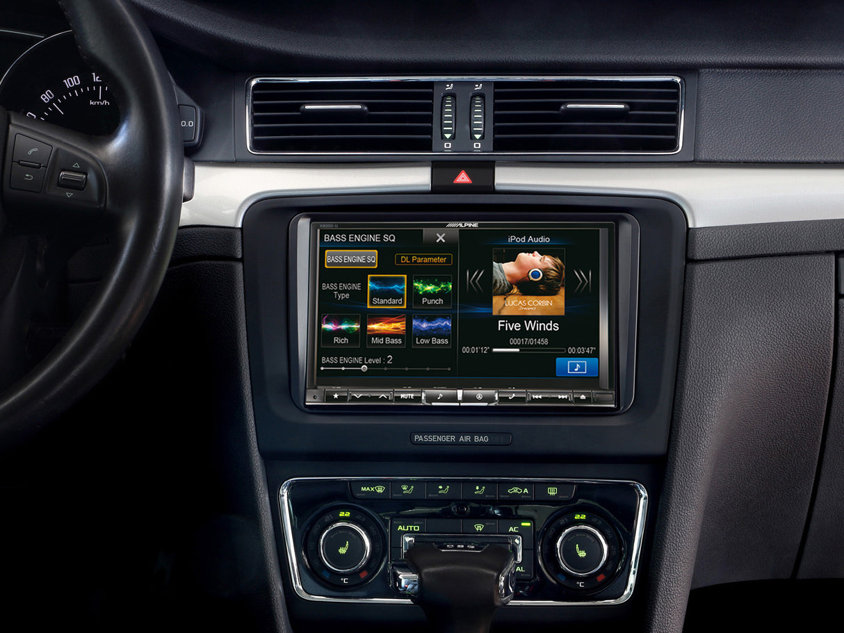 Pažangi navigacinė sistema Alpine X800D-U, su 8-ių colių ekranu GPS navigacija Alpine AUTOGARSAS.LT