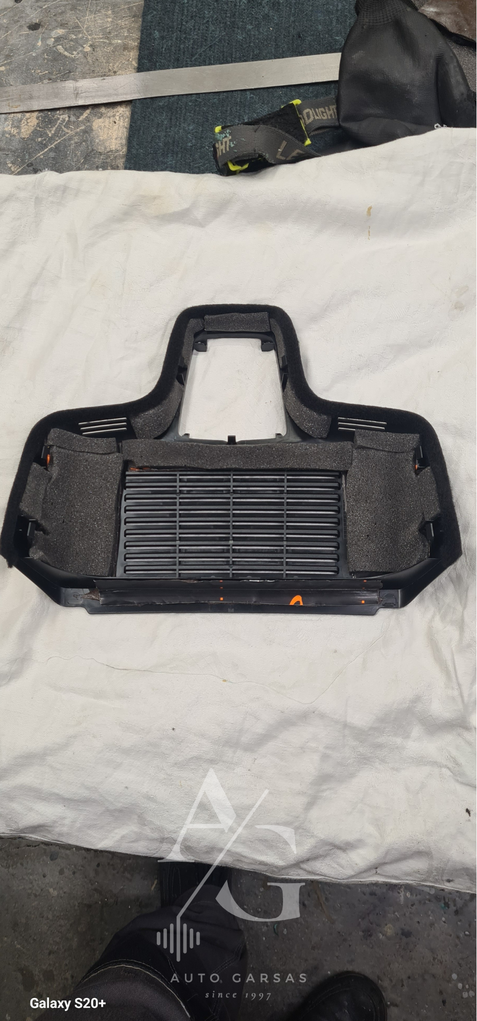 Range Rover / L460 - Garso izoliacija, bei garso aparatūra