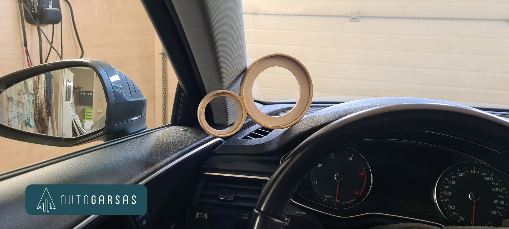 Audi A4 gaminami garsiakalbių podiumai | Autogarsas.lt