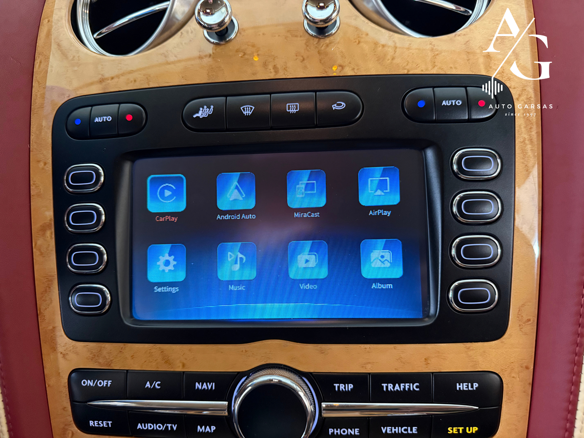 Bentley Continental GT - CarPlay adapterio montavimas