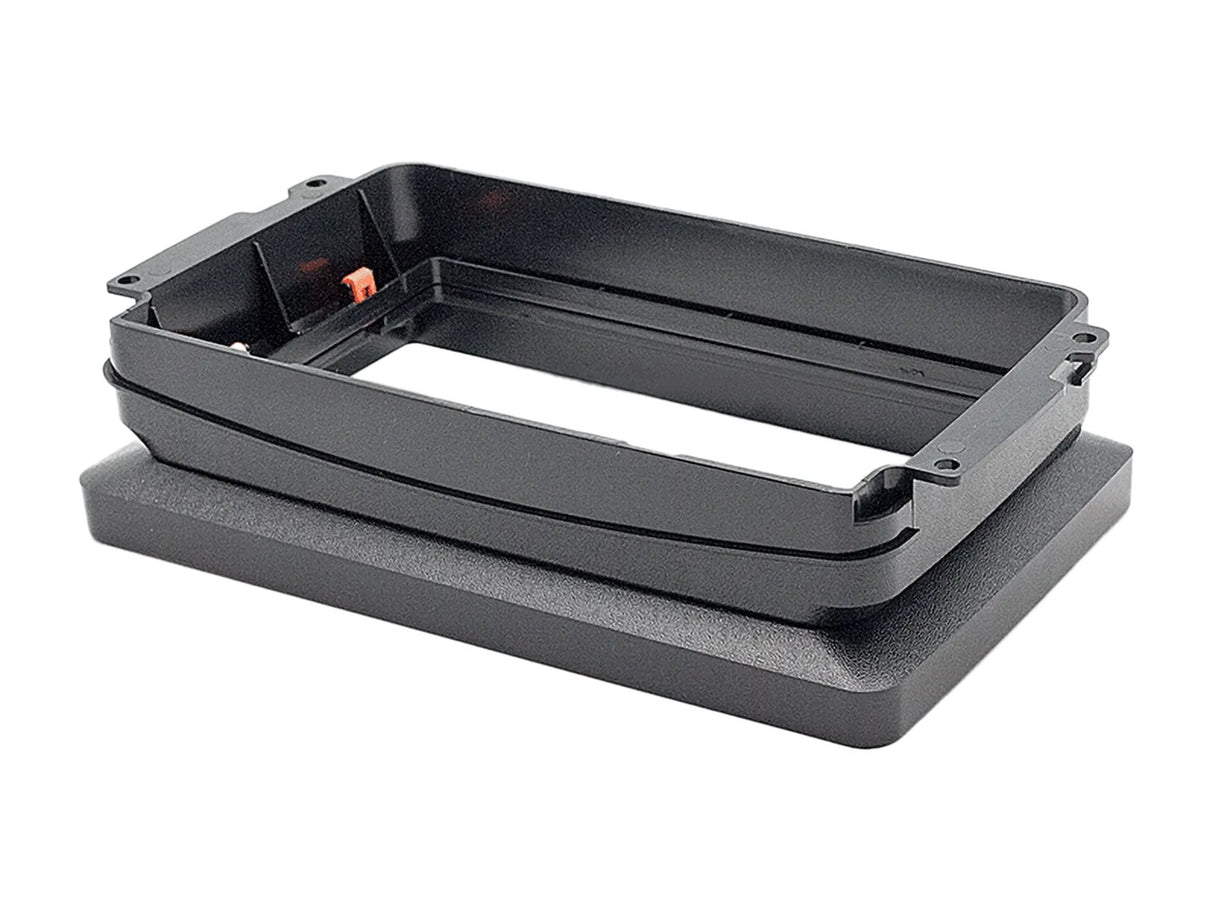 ACV 381190-91-1 facia plate 9″ NON-DIN Mercedes C-Class / G-Class / CLK / Vito 2000 - 2006 - Juodas plastiko rėmelis su jungtimi