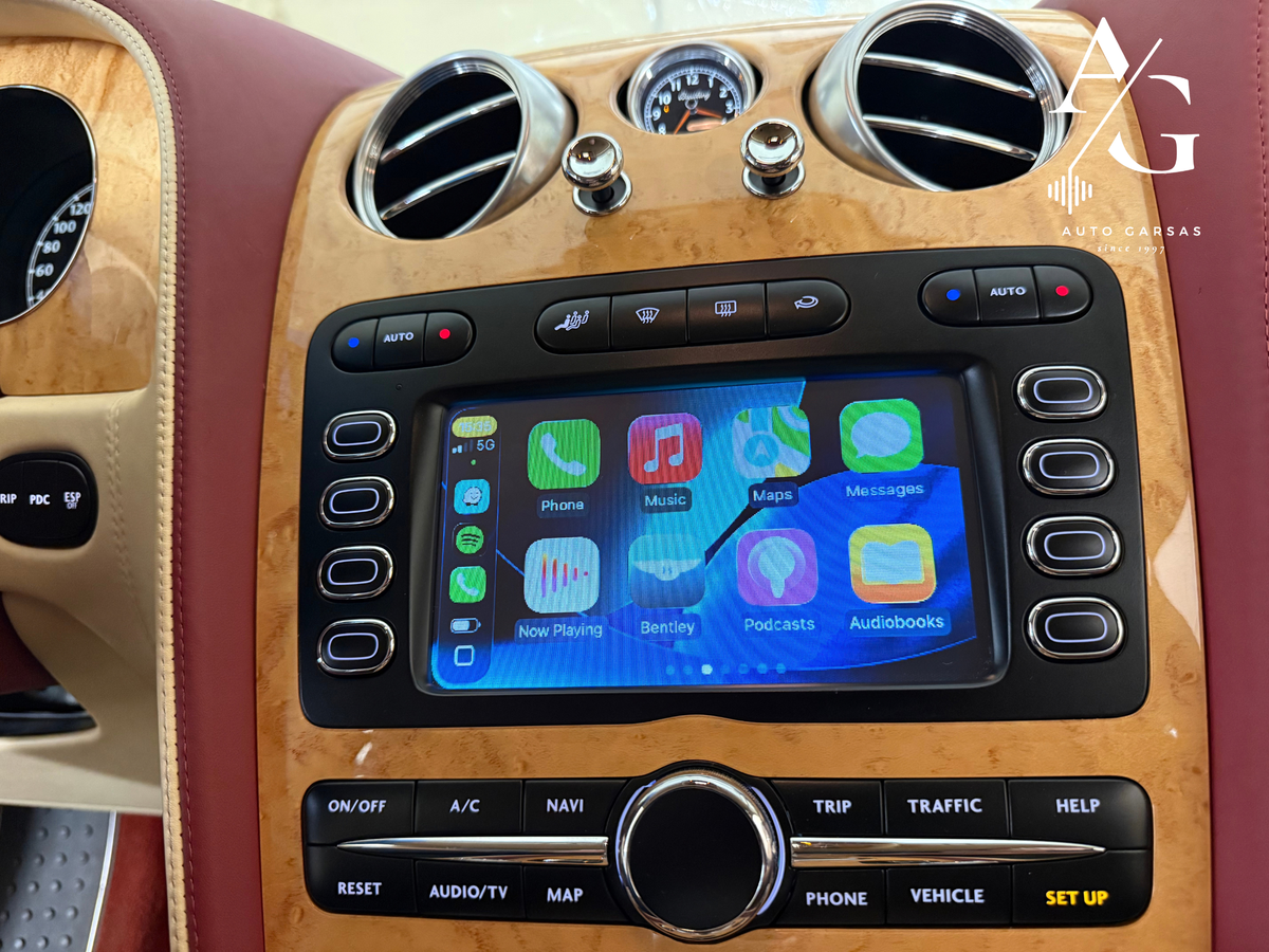 Bentley Continental GT - CarPlay adapterio montavimas