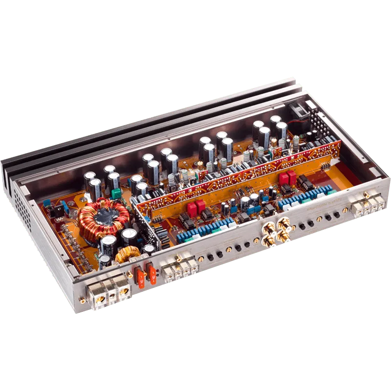 4 kanalų AB klasės garso stiprintuvas Ground Zero GZUA 4.150SQ-PLUS, 920W