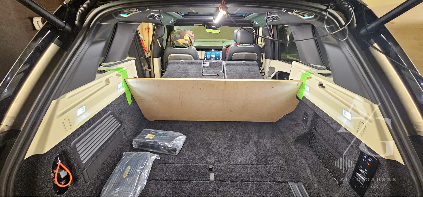 Range Rover / L460 - Garso izoliacija, bei garso aparatūra