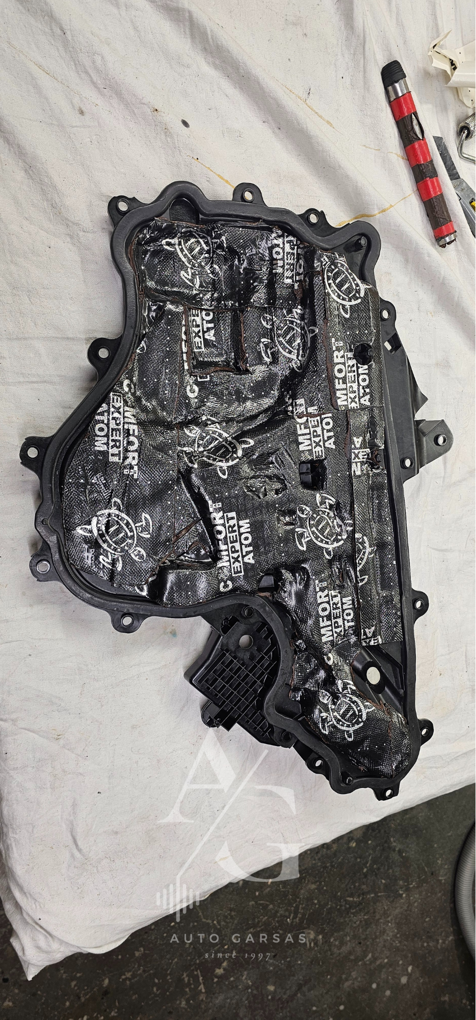 Range Rover / L460 - Garso izoliacija, bei garso aparatūra