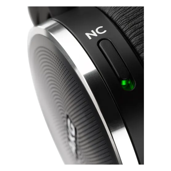 AKG by Harman N-60 NC, Uždaro tipo ausinės