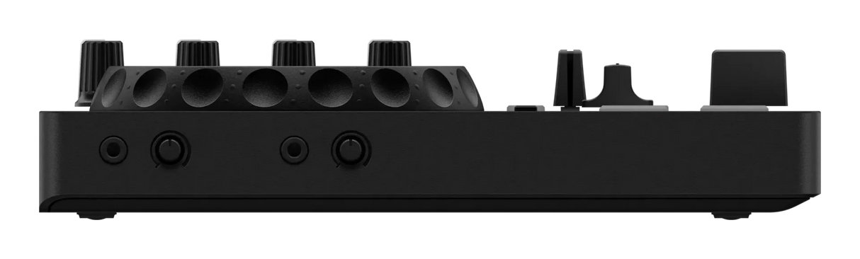 AlphaTheta DDJ-FLX2 - Šoninis vaizdas su jungtimis ir rankenėlėmis