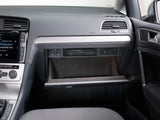 Alpine DVE-5300G, papildomas DVD grotuvas - DVD grotuvas ir valdymo mygtukai po prietaisų skydeliu