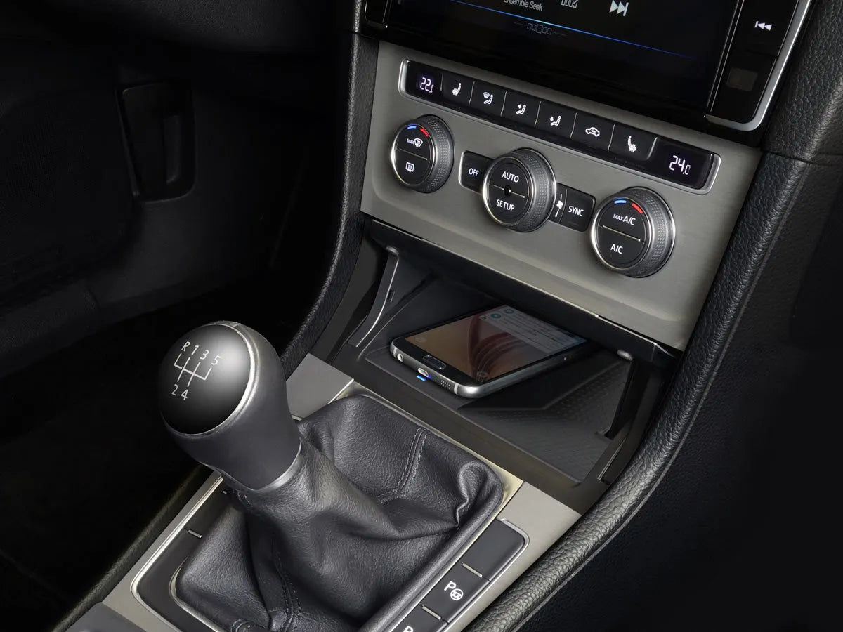 Alpine KCE-G7QI, Belaidžio krovimo konsolė