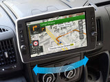 Alpine X903D-DU2, automobilinė multimedija su navigacija, Apple CarPlay ir Android Auto - priekinė panelė su navigacijos ekranu ir mygtukais