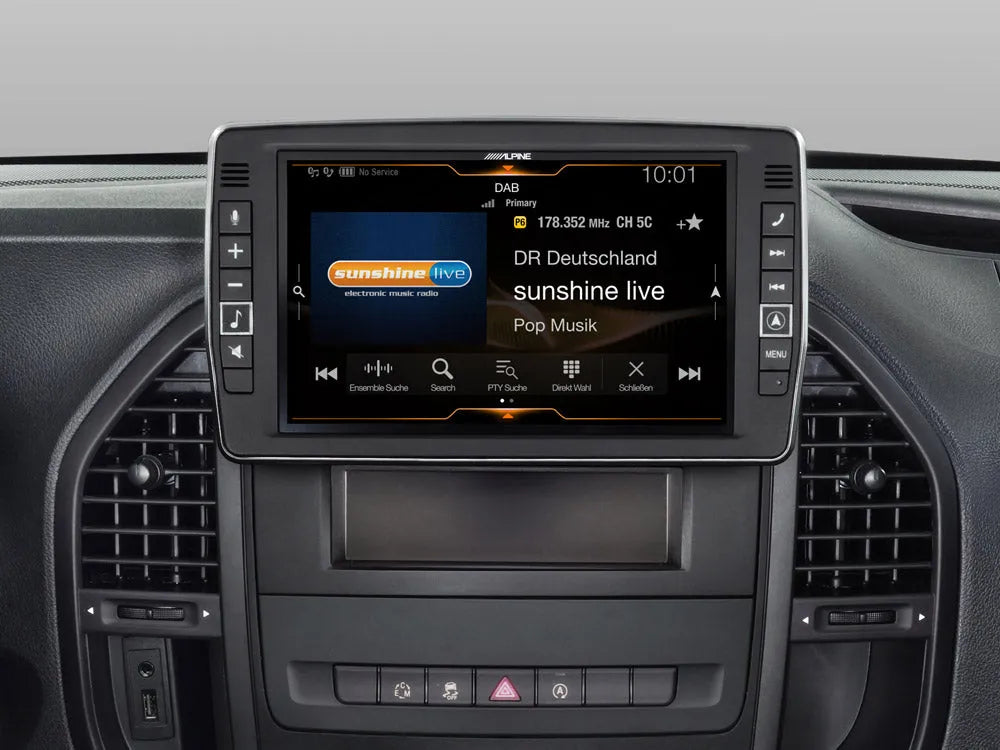 Alpine X903D-V447, automobilinė multimedija su navigacija, Apple CarPlay ir Android Auto - šoniniai valdymo mygtukai ir ventiliacijos grotelės